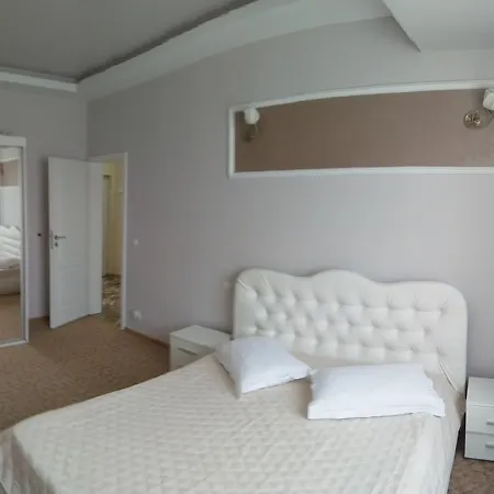 Malina's Apartament 公寓 那沃达利