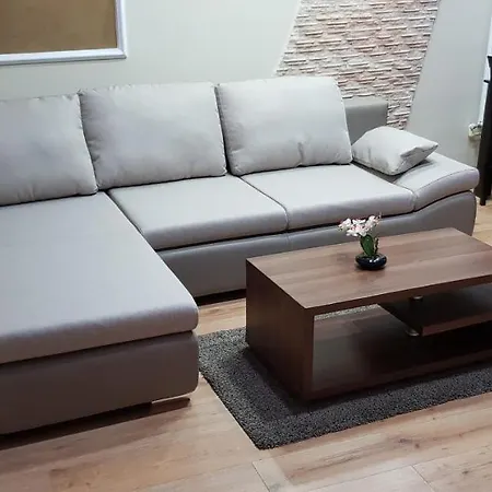 Malina's Apartament 那沃达利